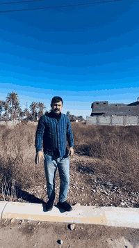 حبايبي جبتلكم ارض 200 متر بشارع الضباط  طابو زراعي سند 25 خدمات كامله ***********
