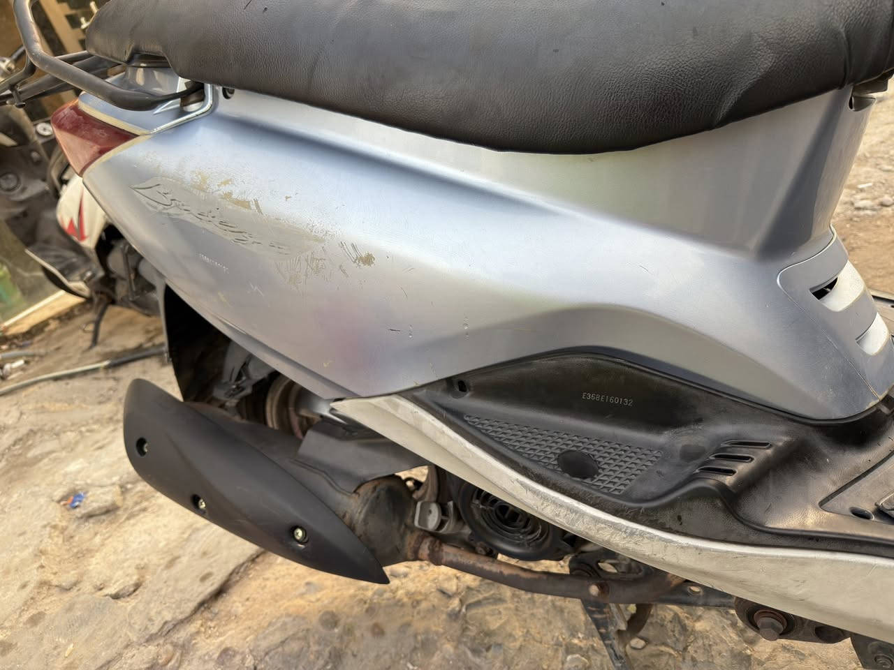 دراجه بريز للبيع مكفوله ومختمه كفرات وسوادات هم كلاجات بلادي  دراجه كامله نكره سلف سعره 750 وبيه مجال 
رقمي ***********  العنوان العطيفيه قرب نادي الزوراء 
للتواصل واتساب وماسنجر فقط عندي
