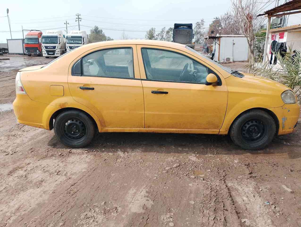 شوفرلیت افیو مودێل 2011 گێر تۆماتیک ناو زەرد  بێ دەعم و لێدران سەنەوی اسلی لەگەلە کێشەی مەدەنی و غرامە بەشەرت گێر و مەکینەی بەشەرتی فیتەر چوار تایەی تازەی لەژێرە سەیارەکە بێ مەسروفە 
سعر 35$ مەجال 
ژ.م. *********** أربيل, العراق
