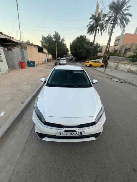 السلام وعليكم من رخصة الأدمن فورتي للبيع موديل 2024 بغداد مواصفات نص فول اشاير بلمري بجم كبس بدون  ايرباك سياقة ذاتية تحديد مسار توقف ذاتي رادار امامي خلفي  شاشة اعطال حادثهة قبق جنطة ومعمر نفسة بدون تبديل ليبل واحد سيارة حجر بيئة موجود عنوان بغداد شارع فلسطين سعر البيع 168وبيهة مجال موبايل *********** سيارة ملشي 13ميل
