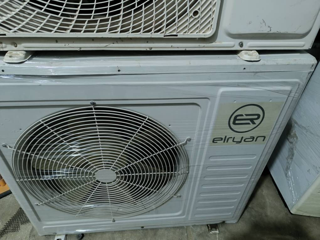 مكيف استخدام قليل نوع تي سي ال طنين السعر 200مبدل غاز وسبلت 3طن استخدام قليل ملغي عاكس التدفئة السعر 650 ويوجد مكيفات السعر 175ويوجد مكيف جنرال الحجم الكبير السعر 200 وثلاجة حجم وسط 75وثلاجه صغيره السعر 50 ومجمدات حجم وسط السعر الواحده 100 وسبلت اواكس السعر 300وجميع الاغراض ضمان سبوع العنوان كربلاء الحر قرب مستشفى التركي شارع الطاقه *********** كربلاء, العراق
