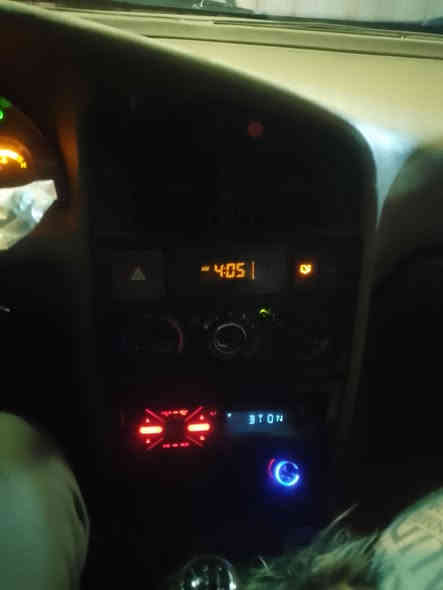 سلام عليكم
بيجو لميس موديل 13 كير مكينه خير من الله السياره مكفوله من الضربه و الصبخ و التبديل السياره عوزها تربتيب داخلها عوزه ترتيب و السياره رقم انكليزي قبل سبوعين مشدود غرامات صفر هيئه صفر هزه جديده تحويل ثاني يوم السعر 33 و بيها مجال كلش مستعجل ع بيعتها *********** مكاني بغداد مدينه الصدر اكرر السياره عوزها ترتيب و الشراي اني ارضي اسف ع الاطاله
