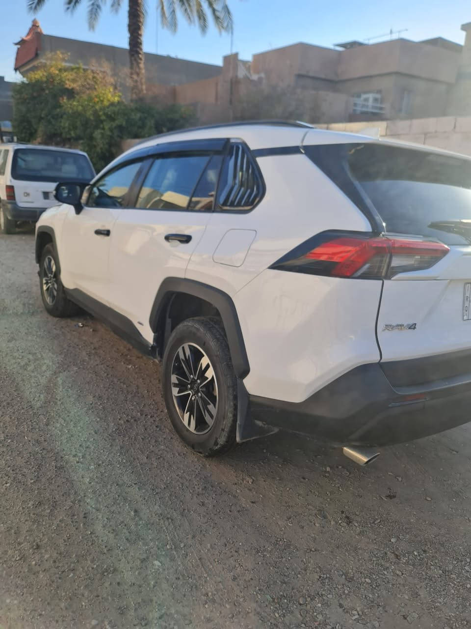 السلام عليكم سياره راد فور موديل ٢٠٢٤ تفاصيل ع رقم ***********
