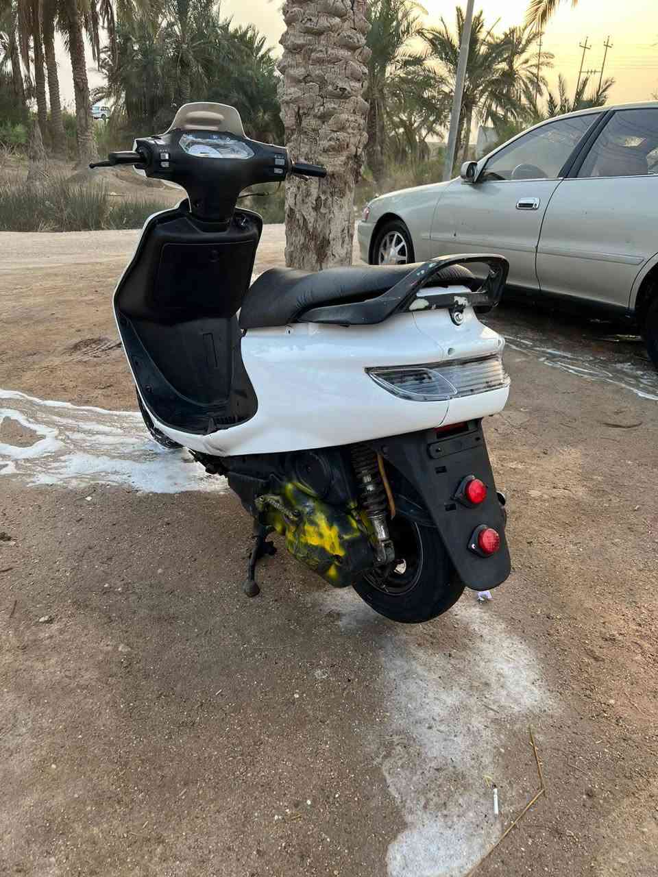 ***********
دراجه حاويه ما مفتوحه فحل بلاد كل شيء شغال بيها السعر خاص العنوان بالمنصور رقم الهاتف
