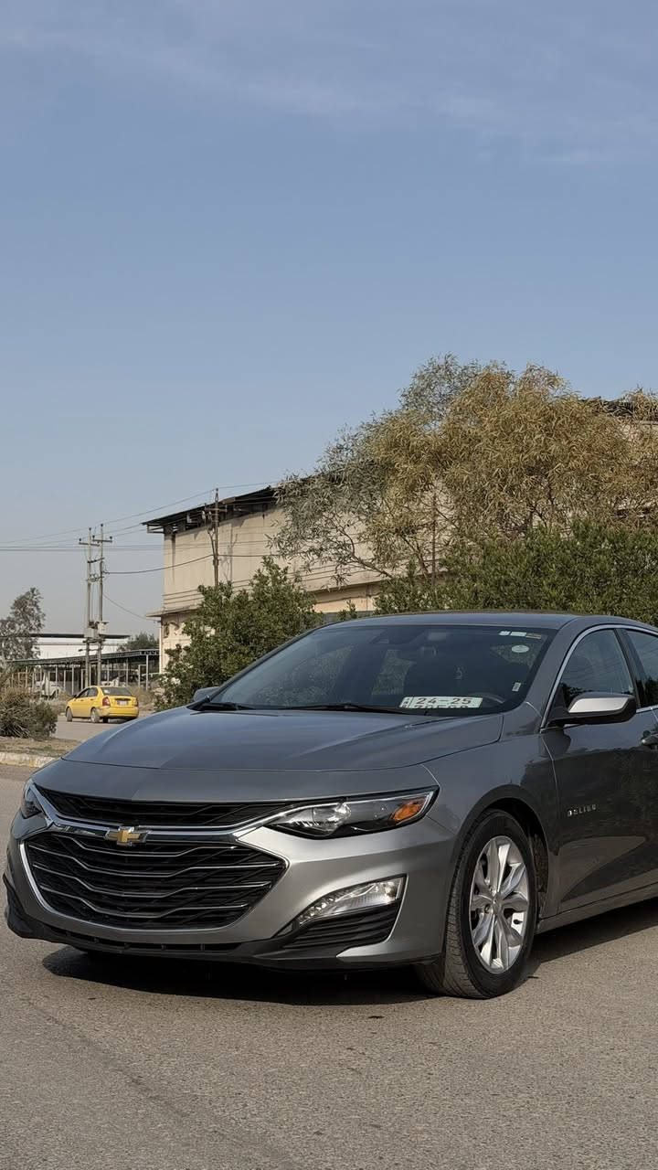 ماليبو 2023
كلين بدون صبغ بجم كبس بدون ايرباااك 

مواصفات LT شاشة كبيرة رادار امامي حساسات 

هندبريك بصمة تشغيل عن بعد كشنات كهرب هيتر بل كشنات تحديد مسار 

بيها بارد بل جاملغ الامامي فقط 

136$ وبيها مجال بسيط 

***********
