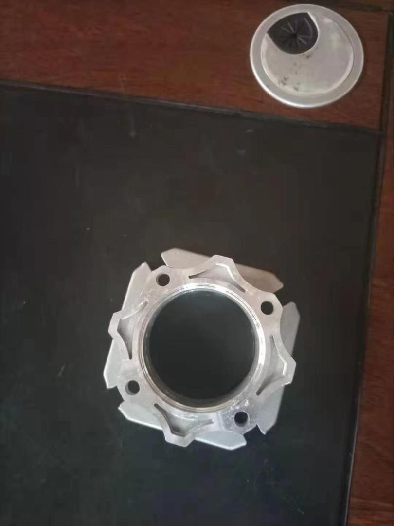 متوفر جميع قطع غيار مكائن النفخ الثناىيه والثلاثيه فول أوتو ماتيك والرباعيه
وكذالك متوفر مكائن نفخ جديده ثناىيه وثلاثيه ورباعيه وكمبريسرات وجلرات وجميع الملحقات

للأتصال***********
