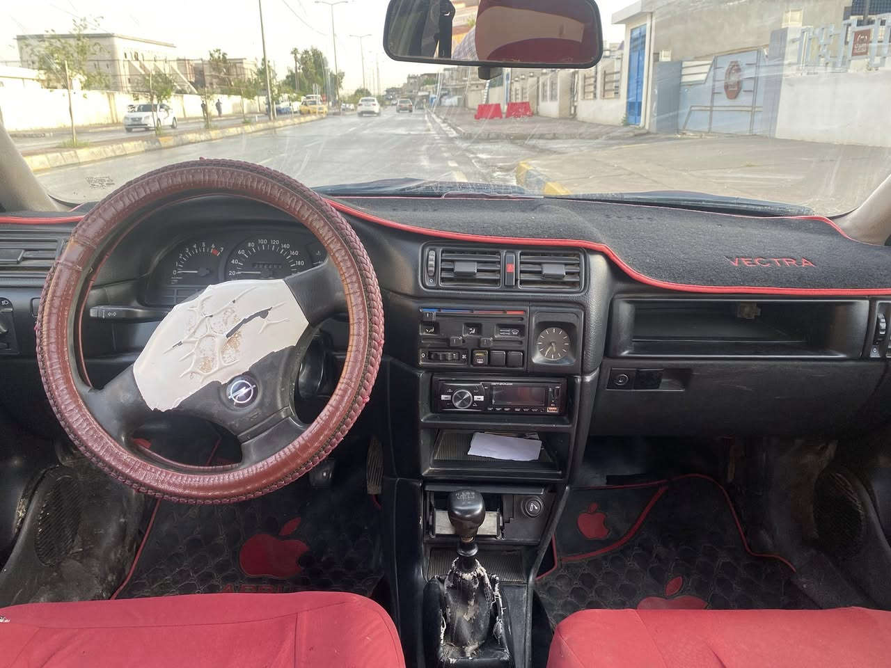 فكترا حجم 16موديل 1991
كابون بانزين
گير ومحرك شرط
أنا الشرعي ماله
السعر 38وبيها مجال 
0712188526
***********
