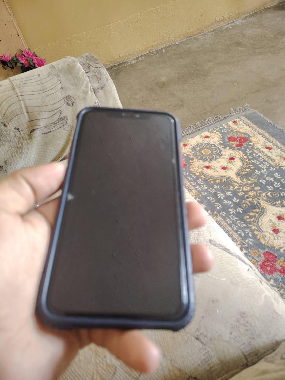 السلام عليكم ايفون ١١ برو ماكس مبدل شاشه وبطاريه شرط اصليات وشرط قطاره بلشحن ما يصرف للبيع ويرهم مراوس بماطور بانزين ***********
