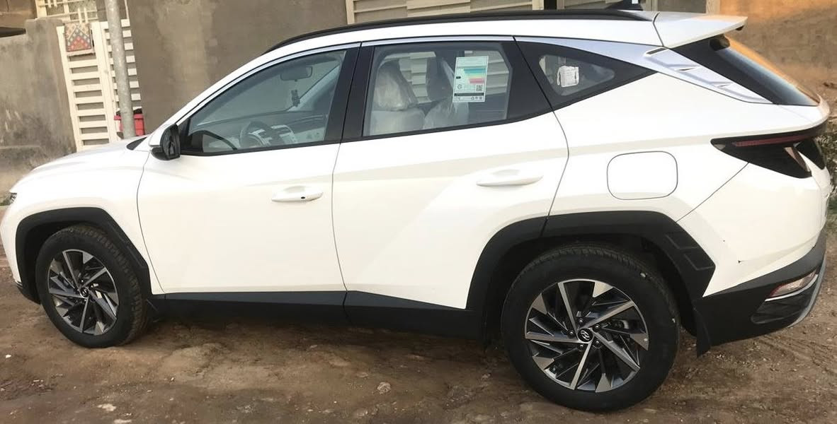 🚗 للبيع — توسان 2024 خليجية / ماشية فقط 24 ألف
• النوع: هيونداي توسان
• الموديل: 2024
• المنشأ: خليجية
• الممشى: 24,000 كم فقط
• الحالة: مكفولة ونظيفة جداً، 

💰 السعر: 218 ورقة

السعر قابل للتفاوض للجادين فقط

📞 للتواصل:***********
***********
