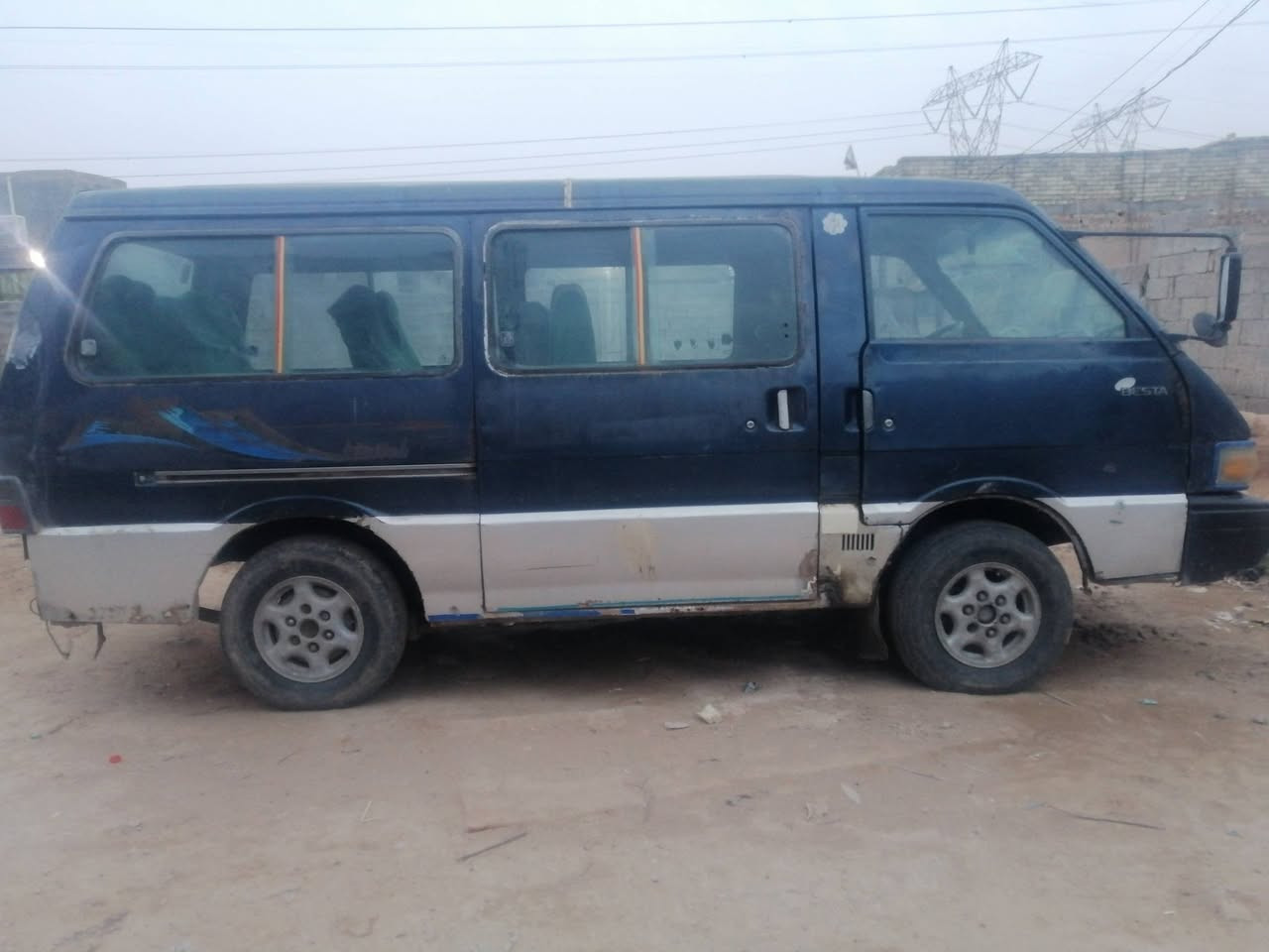 السلام عليكم ورحمة الله وبركاته اخوان سيارة كيه بستا للبيع مديل 95 مكينه كير اكسن مكفولات الكشر كدامك السعر 26 وبيها مجال قليل متواجد خاص او الاتصال على الرقم هاذ ***********
