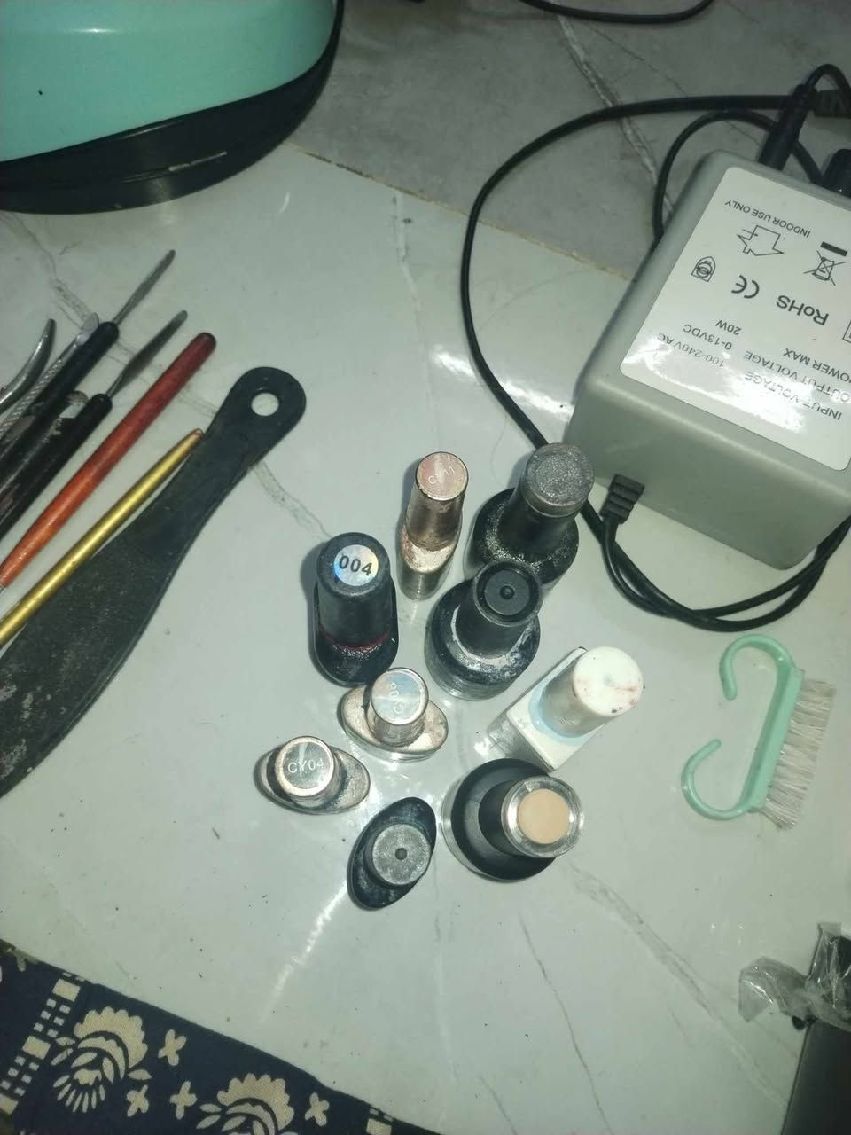 عدة أظافر أكريلك للبيع 💅
عدة كاملة شبه جديدة، استعمال قليل جداً لأن ما عرفت أستخدمها
تحتوي على:
جهاز تجفيف UV/LED
ماكينة برد كهربائية
ألوان جل وأكريلك
أدوات كاملة (مبارد، فرش، قاطع، تنظيف…)
أظافر جاهزة
مناسبة للمبتدئات
نظيفة وجاهزة للاستخدام 
السعر ٦٥ وبيها مجال


**إذا كنت صاحب هذا الإعلان وتريد حذفه لأي سبب، رجاءا أرسل رسالة إلى الدعم الفني**