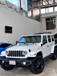 رانجلر صحارى • هايبرد ٢٠٢٤ • ماشي ٨٠٠٠ ميل