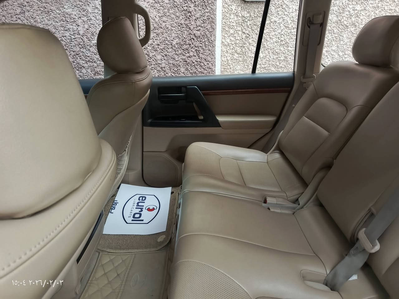 للبيع – تويوتا لاندكروز GXR 2015 بريم فول
• الموديل: 2015
 • الفئة: جكساره بريم فول مواصفات كاملة
 • الممشى: 160 ألف كم
 • السيارة: بدون أي نقص ميكانيكي أو كهربائي
 • الرقم: بغداد 
 • التحويل: مباشر

الملاحظات:
 • صبغ جاملغ الخلفي اليسره 
كرت كد شبر بنيد

مكان بغداد البنوك 
***********
