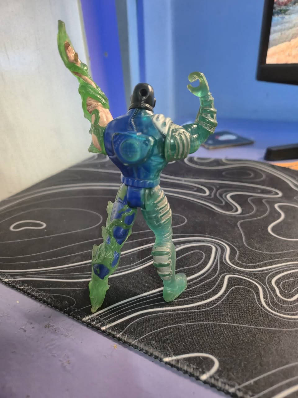 شخصيت Bane) من عالم با تمان، وهو من إنتاج عام
1995 تقريبا 
500


**إذا كنت صاحب هذا الإعلان وتريد حذفه لأي سبب، رجاءا أرسل رسالة إلى الدعم الفني**