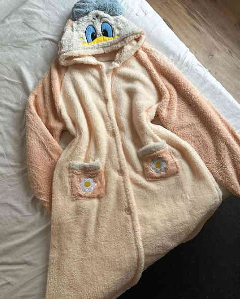 توفر لدينا ترند جديد 
روب بطوط 
قياس عادي 
للحجز وتساب *********** 
يوجد لدينا خدمة توصيل كافة محافظة العراق 🚗
