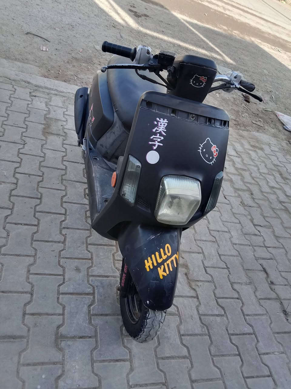 بوليس مصطره للبيع شغاله كامله مبدل بيها زنجيل فقطالسعر 700 مجال بسيط للاتصال *********** بغداد الدوره
