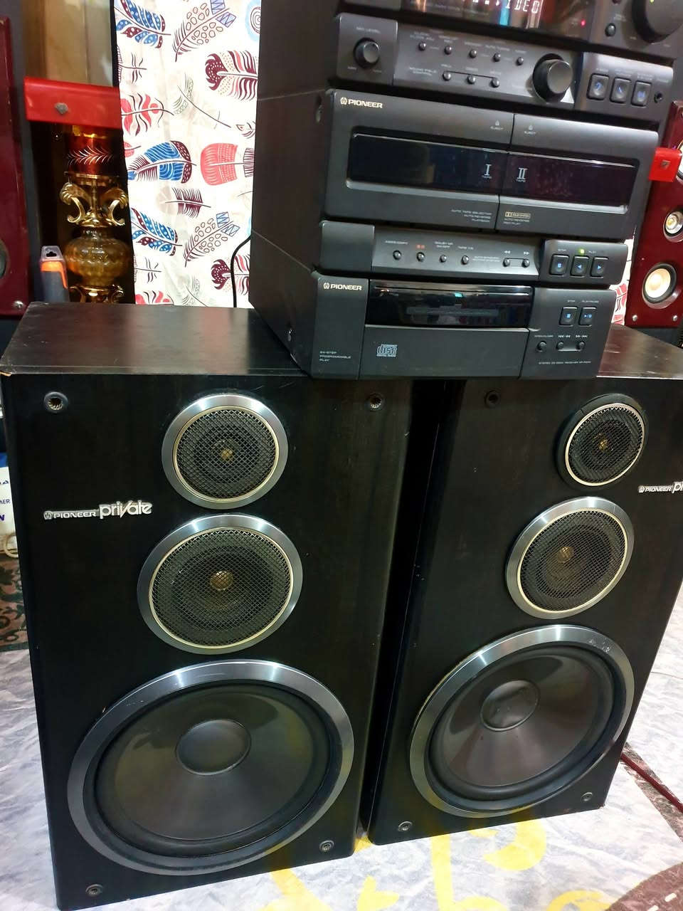 ام بلي فاير بايونير  ٢٢٠ فولت موضح بالفديو والصور  مع سماعات بايونير  السعر ١٢٠ الف الحلة مهندسين الاتصال على الخاص او موبايل  ***********  يوجد توصيل
