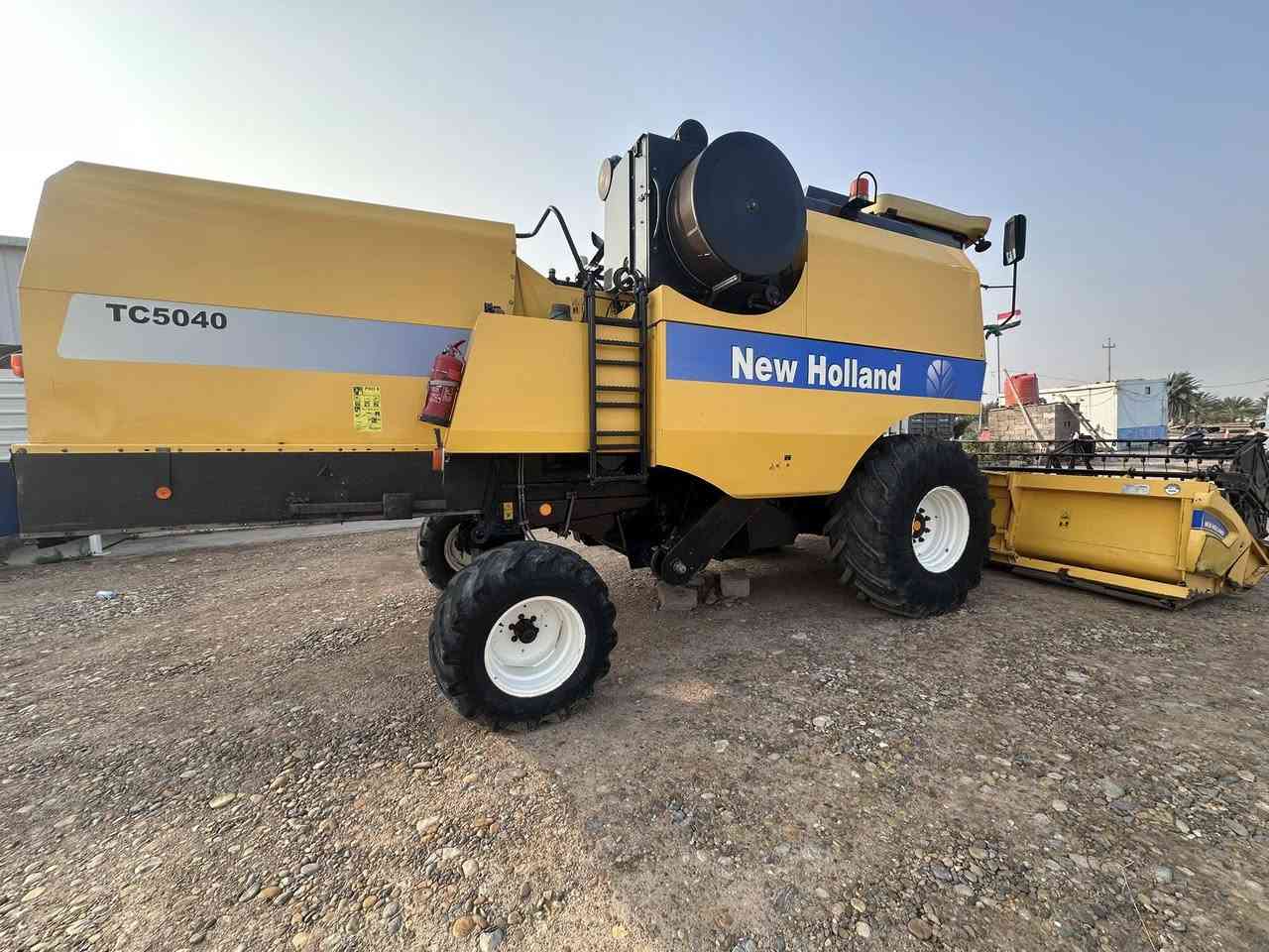 على بركة الله حاصده 4بلم قايش 2015للبيع رقم واسط للاستفسار اكثر الاتصال ***********@
