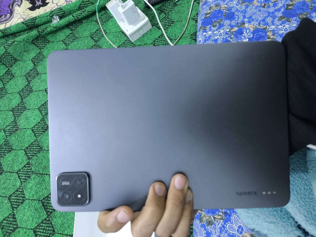 Xiaomi Pad 7 pro 
ذاكرة 512 
السعر،520 وبيه مجال بسيط
كامل الملحقات كفر + شاحنه 
رقم الهاتف للتواصل /***********
