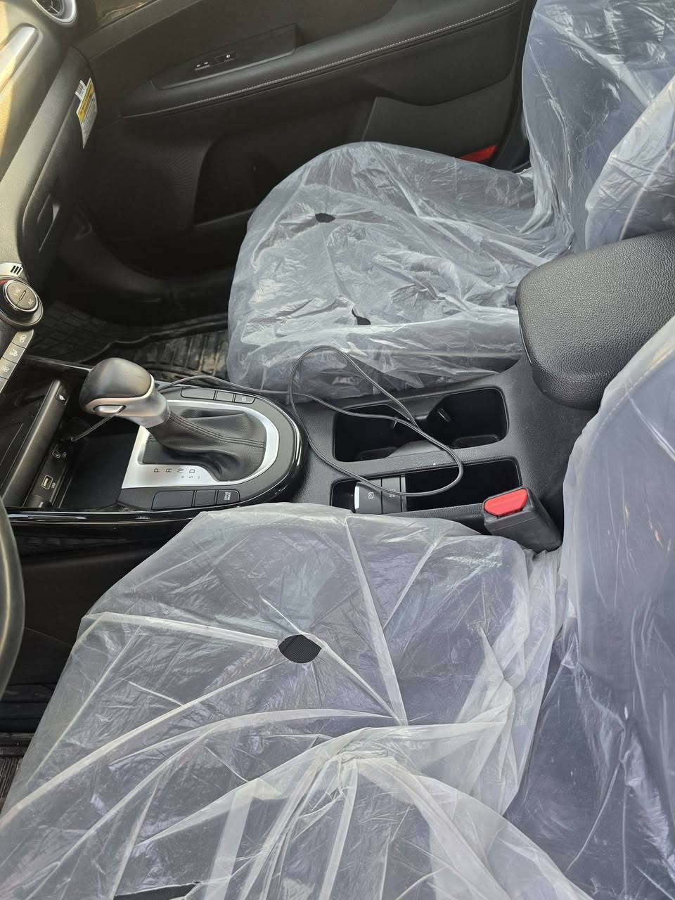 للبيع((السعر ١٧٨$))((فووول مواصفات واحد ع واحد--جيتي لاين))
كيا فورتي موديل ٢٢ وأرد أمريكي 
رقم بغداد الجديد بأسمي
لون أبيض 
ماشية ٣٩
🔴 بصمه تشغيل بصمه أبواب /تشغيل عن بعد 
🛑محرك 2000 دوش 
🔴 / مانع انزلاق
🛑لدات أمامية نهاري
🛑 حساسات خلفية وأمامية
🛑أتو هولد
🛑 فتحة سقف
🛑شاشه كبيره تدعم كاربلي/خرائط Gps
🛑كامره خلفيه / كروز مثبت سرعه
🛑لايت زنون عالي ناصي 
🛑شاشة ضبط واعطال بل دشبول
🛑منافذ USP/ 12V /Tip
🛑حساس اطارات / 4 دسك/ Abs
السيارة مكفولة ماعدا دعامية خلفية وع كد شبر بالصندوق((السيارة بحالة الزيرو))
للاستفسار الاتصال(***********_***********)
مكان السيارة بغداد اليوسفية
