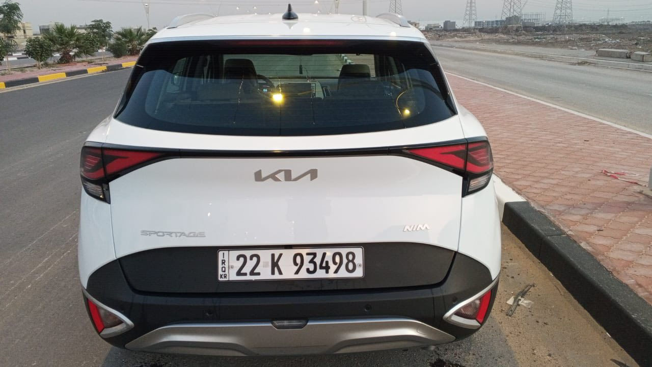 كيا سبورتج فول مواصفات كفاله موديل 2025 عامه ماشيه 14 الف فقط داخل  بيجي كشنات كهرباء تدفئه بلكشنات 
باب الخلفي كهرباء رادارات حانبيه أوتو هولد تشغيل عن بعد سايد بريك بصمه السعر 238 الاتصال ***********
