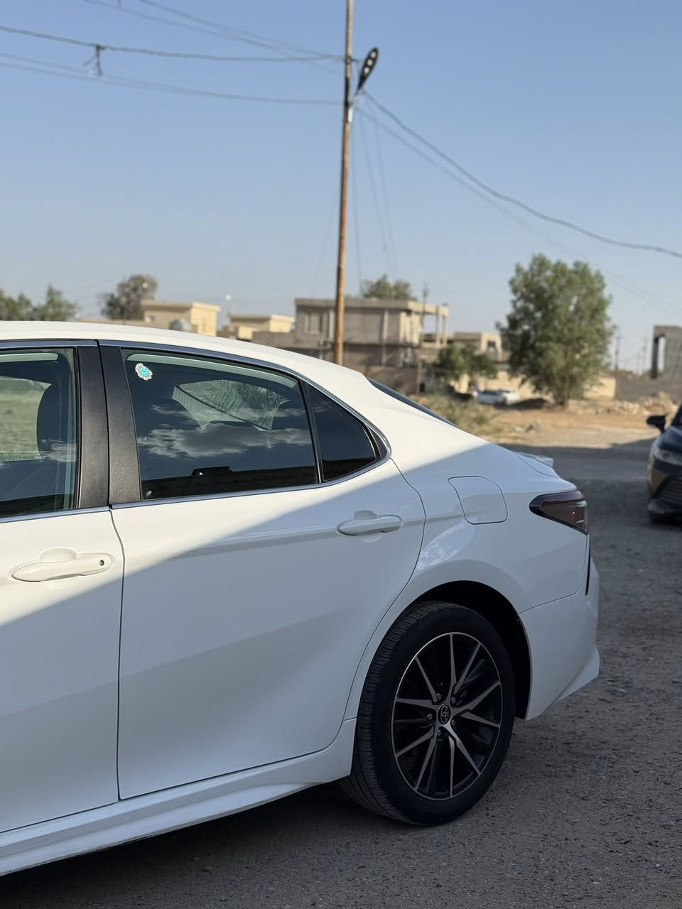السلام عليكم 🤍
جمعة مباركة 
كامري 2024 أبيض se
ألسيارة بدون صبغ فقط بارد بل بنيد وراس الجاملغ 
والباقي كفالة بدون شخوط بدون رصعات بدون اي شي 
ماشي 34 mil گير ومحرك شرط 
تايرات جديدة وبدون اي نقط السيارة جاهزه على أخر حباية 
رقم بغداد تحويل شرط 
السعر 200 وبي مجال
***********
***********
