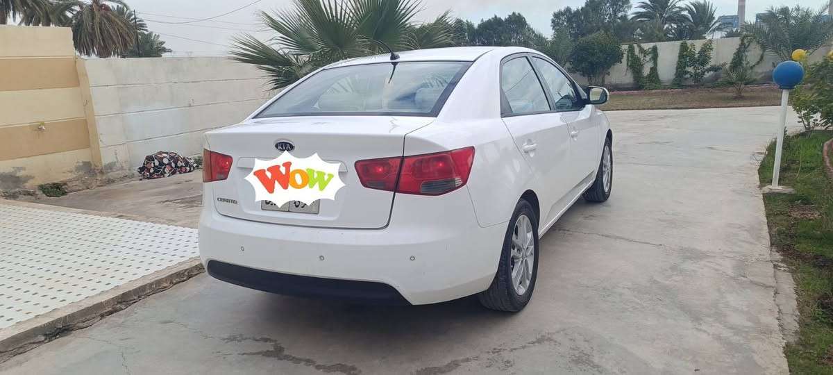 سيراتو 2011 خليجي رقم اربيل تحويل او وكاله حاضر سياره جاهزه للاخير تخم تاير تبريد جديد دينمو جديده باتري جديد محرك مكفول لا تنقيص ولا بخار  كير مكفول سته كير السياره كامله جاهزه ترايك وين ماتريد بيها 3 مكانات صبغ بدون دواخل وصغار مكاني واسط الزبيديه السعر 92 وبيها مجال  للاستفسار الاتصال
***********
***********
