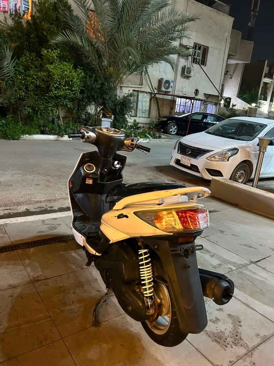 السلام عليكم سكنس فحل طلاعات للبيع الدراجه نضيفه وبلاديه وكهربائيات شغاله نكره سلف بس بيه صوت بل كلجات ماعرف روله كلج لان اني بل شغل ما اطلع بيه خاله بل بيت تجي تفحص وشوفه شبيه مكاني اليرموك قرب جامع الشواف 575 وبيه مجال حك الجيه  ممتواجد خاص فقط عل رقم ‭+964 783 841 6380‬
