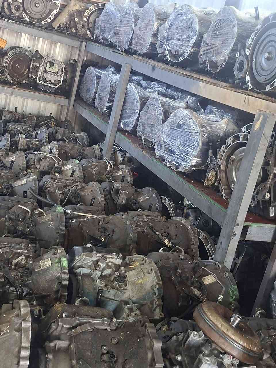 سلام عليكم محرك.  كرفان جورني   3600. طابوكه  سعر 750 دولار والكامل 900 دولار محرك 3800. 500 دولار كير 3600  350 دولار درام شفتات. دوج كرفان   3600 زوج 160 مع العمل   نوزلات مع المسطره 75 الف وارد لوك سلف 50 الف واتر بم مال وارد لوك 50 الف جويتر 25 الف. يله صعدو الكمرك اني نزلتلك السعار ودلل  من خدمات رضاوي الربيعي  شارع الضلال قرب تقاطع معارض النهضه   ***********
