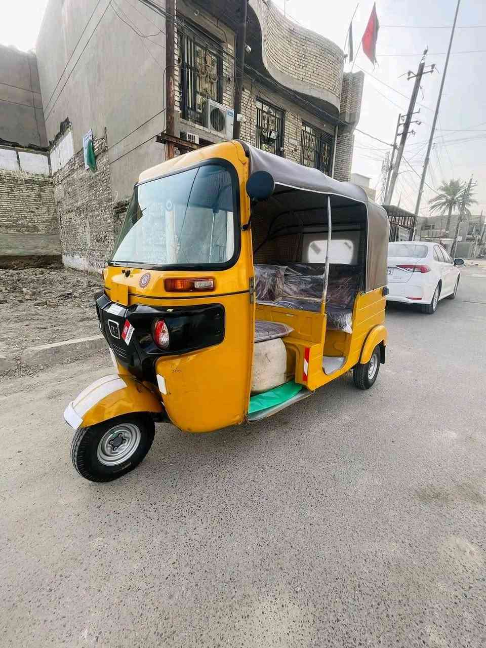 تكتك عشرين شهر ١٢ رقم وسنوية قطره صبغ مابيها دوس معمره ومكينه بوشه وبستم بس وخير من الله تكتك  وداعت ابو حنين ***********
