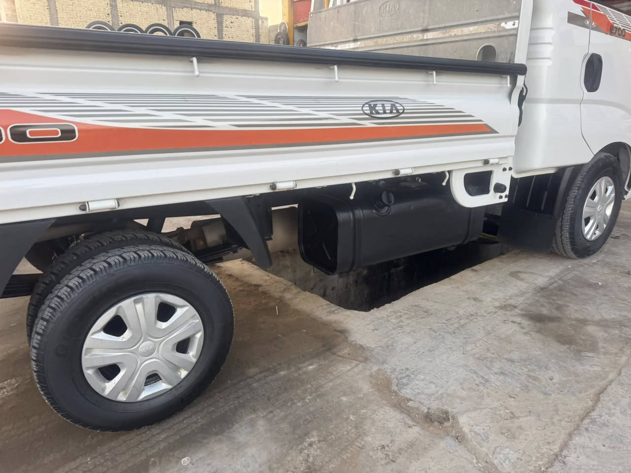 سلام عليكم كيه ٢٠ بغداد كفالة من صبغ وبارد شرط سونار ماشيه ١١٩ مكينه وكير وحداديه وتبريد وتخم تاير كله جديد 130 وبه مجال واسط الصويرة ***********
