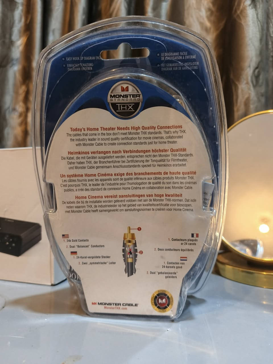 السلام عليكم ورحمة الله وبركاته
عندي هذا الجهاز و الكيبل للبيع جدد غير مستخدمات 

هذا الجهاز هو FiiO BR13، وهو باختصار عبارة عن مستقبل بلوتوث عالي الدقة (Hi-Res Bluetooth Receiver). وظيفته الأساسية هي تحديث أنظمة الصوت القديمة وتحويلها إلى أنظمة ذكية تدعم البلوتوث بأعلى جودة ممكنة.
جهاز جديد غير مستخدم


**إذا كنت صاحب هذا الإعلان وتريد حذفه لأي سبب، رجاءا أرسل رسالة إلى الدعم الفني**