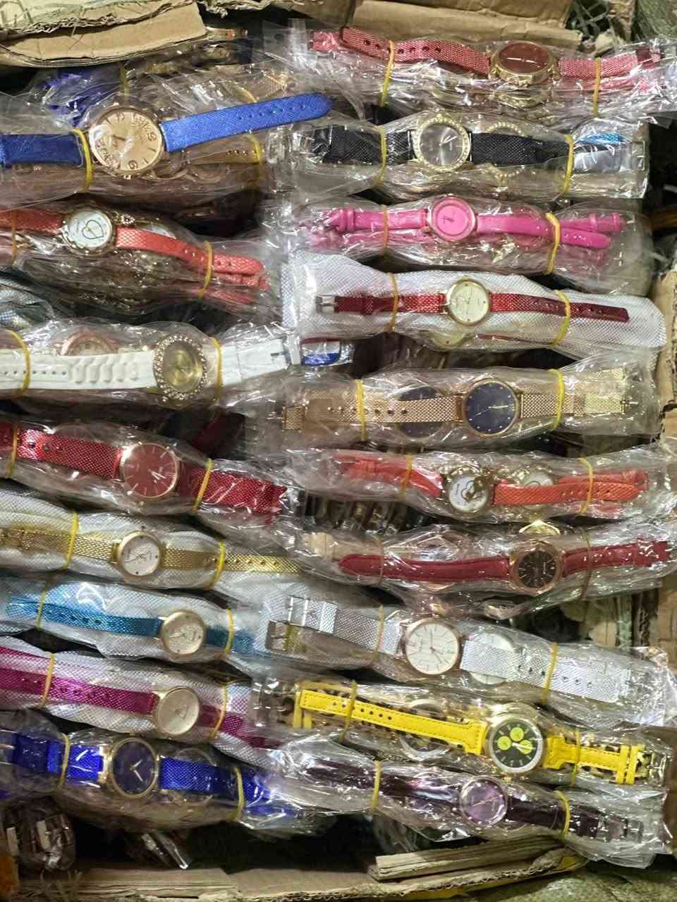 ساعات سير جلد 120 قطعة كله جديد شغال عالفحص اكيد السعر 120 ألف بغداد, العراق


**إذا كنت صاحب هذا الإعلان وتريد حذفه لأي سبب، رجاءا أرسل رسالة إلى الدعم الفني**