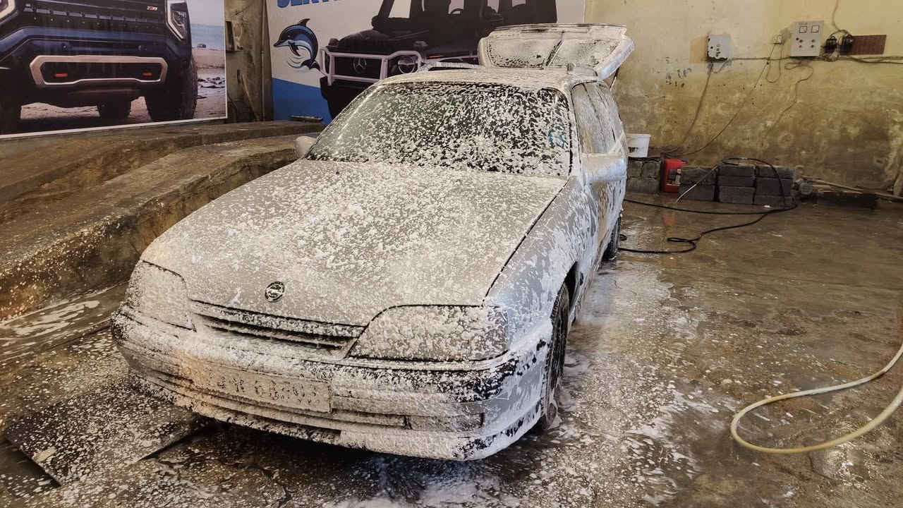 ‎اوبل اوميكا1991 سنوية باسمي كير محرك بشرط بيها كربون بنزين عنوان كركوك سعر 39 بي مجال ***********‎ كركوك, العراق
