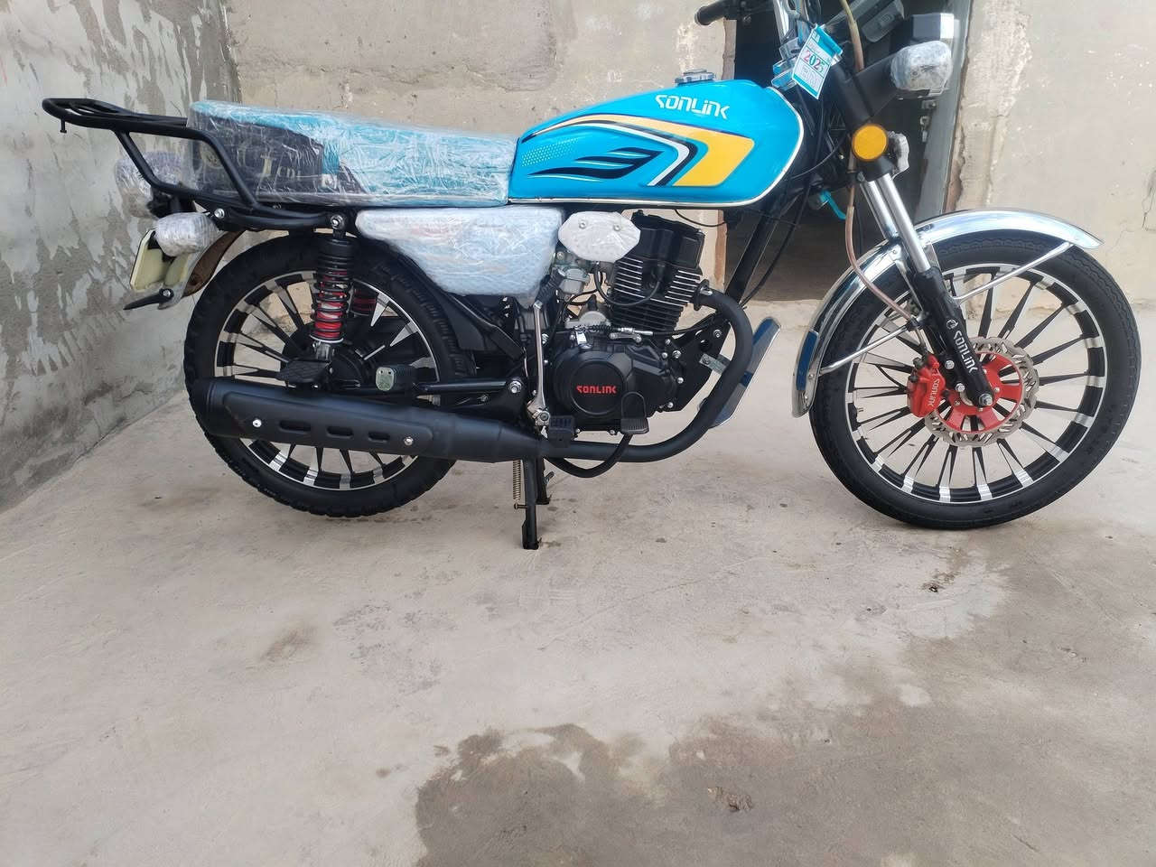 موديل 2025 ضاقطه وزنجيل محرك 200 كفاله عامه مكان عزيزية ***********
