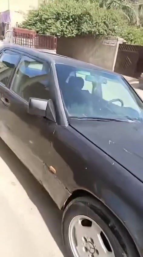 سلام عليكم
مارسدس دب موديل 88رقم بغداد انكليزي تحويل نفس اليوم 
صدر امامي خلفي جديد لوك غرفتها تخبل سياره 
مكينه بلاد عنكبوت لا تنقيص ولا تبخير
العنوان بغداد بسمايه 
***********
