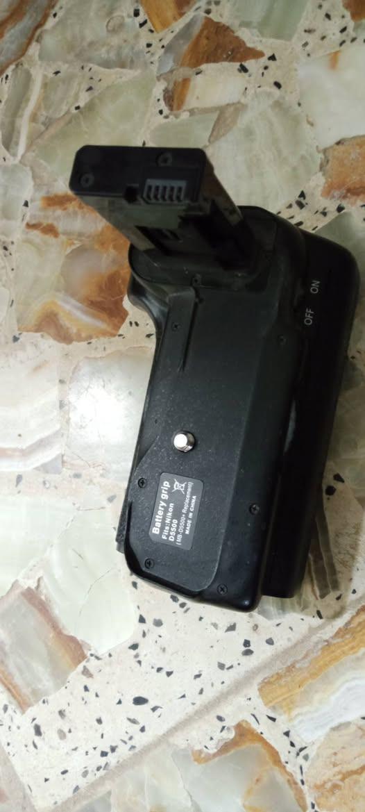 كامره نيكون 3200
عدسه 18_140
كرب 
حزام 
جنطه 
بطاريه 
رام 16
شاحنه الاصليه
كيبل نقل صور
جلاتين 
السعر خاص


**إذا كنت صاحب هذا الإعلان وتريد حذفه لأي سبب، رجاءا أرسل رسالة إلى الدعم الفني**