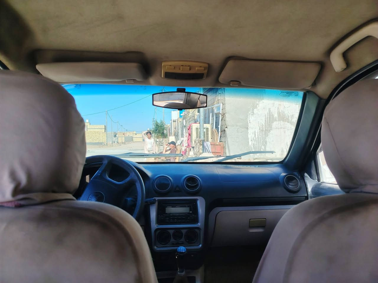 السلام عليكم سياره جلي سي كي
مديل 2012 باسمي مداور مباشر سياره جاهزه 

السعر ٣٠ وبيه مجال

استفسار *********** مكاني ناصريه شطره
