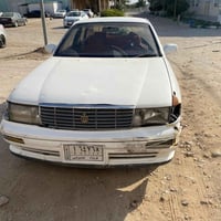 تويوتا كراون • ٢٠٠٠ • مكينة بيها صوت