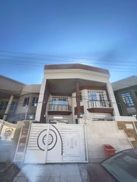 دار للبيع الغزالية  / الرئاسة خلف اسواق الزاوية البيت محدث     مساحته ...