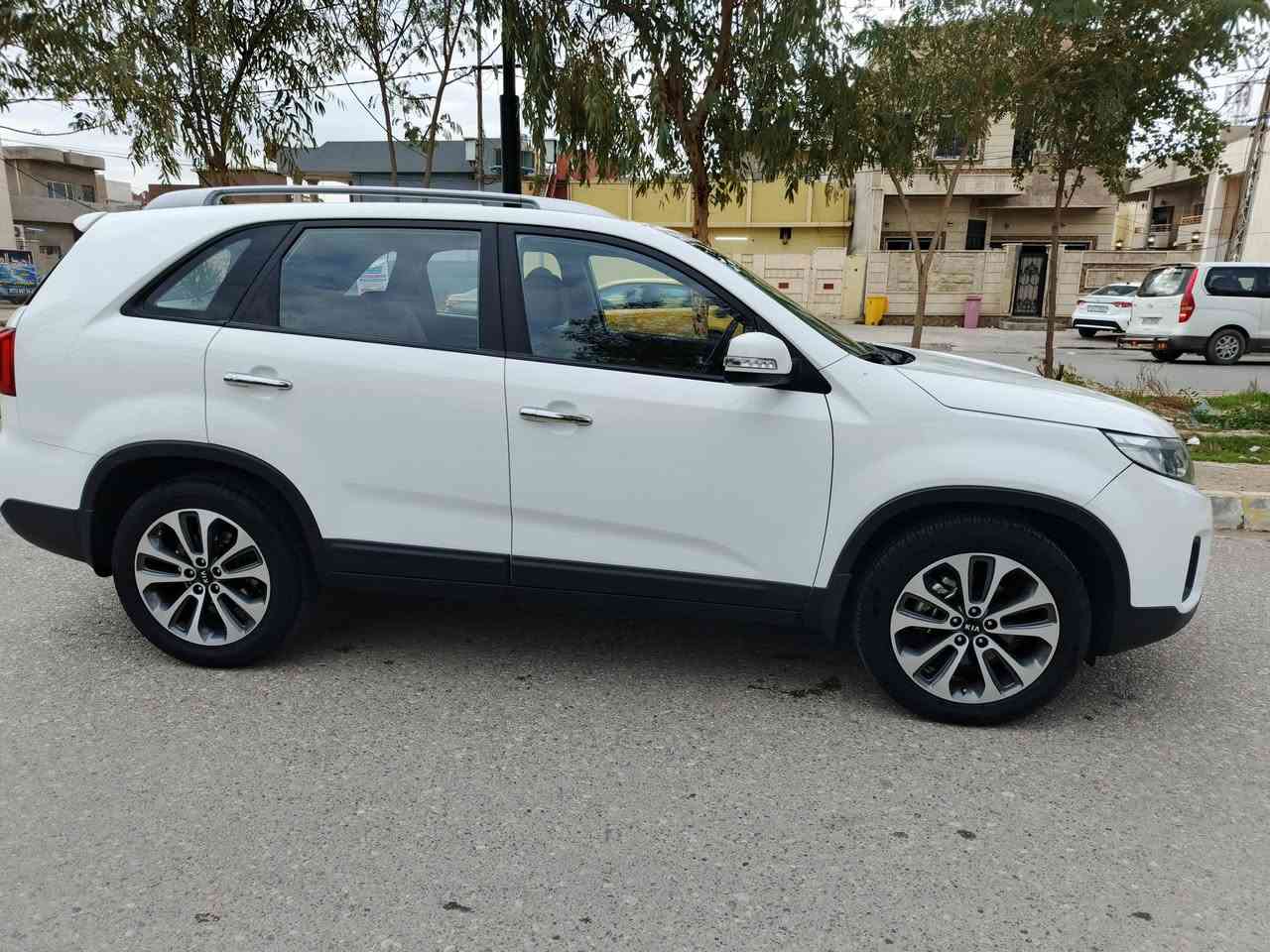 للبيع كيا سرنتو 2013 الشراي يتصل *********** مكان كركوك
