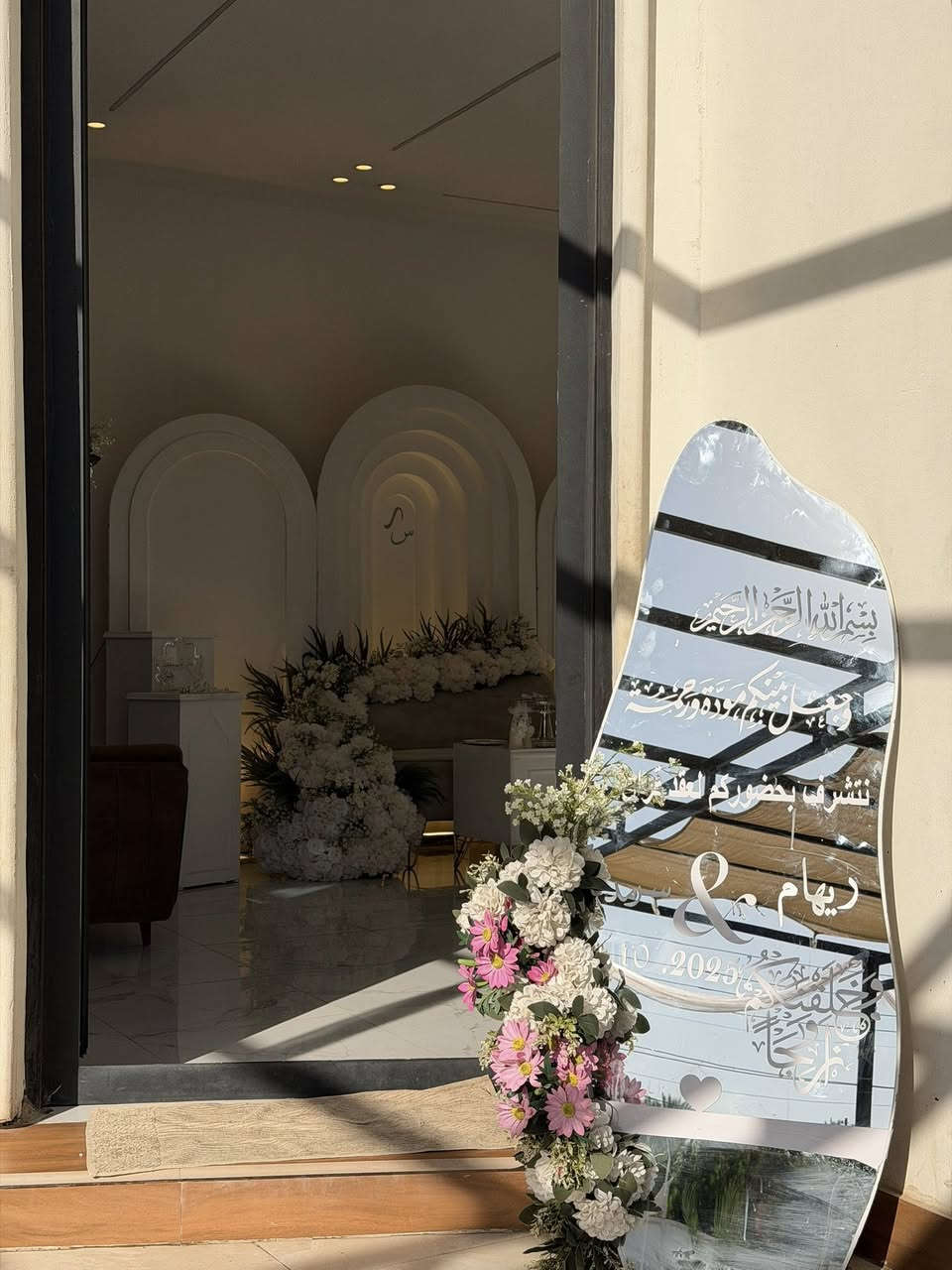 📍 الموقع: الدورة – البوعيثة

استمتع بأجواء راقية وخدمة متكاملة بأسعار تناسب الجميع ❤️
 جلسة  الشيخ والرجال بالحديقة وجلسه النساء بالصاله الي مساحتها جبيره وي التزيين والويتر الي يقدم للزلم والكوشة والكراسي والطبلات يعني حفلتك علينه كلها بهذا السعر 
 
🎉 عرض خاص للخطوبة فقط بـ 750 ألف دينار يشمل:
✅ كوشة حديثة وفخمة
✅ كراسي 120 وطبلات 20 مرتبة ومزينة
✅ تزيين كامل للمكان
✅ حجز المزرعة يوم بالكامل
كراج لسيارات الحضور 
عامل تقديم 
ملاحظة السعر يتغير بحاله طلب كوشة ارخص او بدون مستلزمات

✨ مناسب لكل المناسبات (خطوبة، مشية. عيد ميلاد، تجمعات عائلية)
🏡 خصوصية تامة – أجواء ساحرة – تنظيم راقٍ

📞 للحجز والاستفسار: ***********
📸 خلي مناسبتك بذكرى ما تنسى مع مزرعة عبودي 🌸
