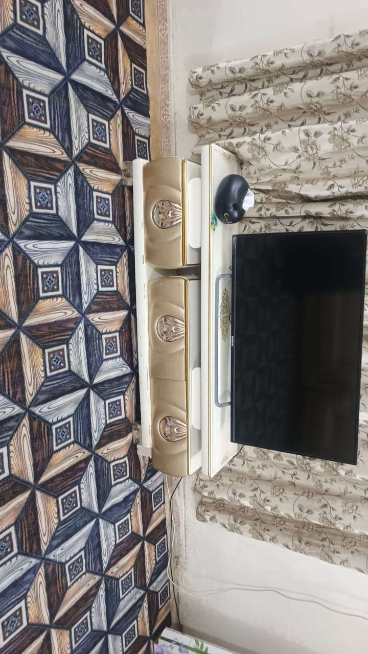 السلام عليكم تخم 8 مقاعد قنفتين وكراسي 2 تركي يتحول سرير كلش تكمه السعر 425 وبيه مجال +ميز طعام السعر 65 الف وبيه مجال


**إذا كنت صاحب هذا الإعلان وتريد حذفه لأي سبب، رجاءا أرسل رسالة إلى الدعم الفني**