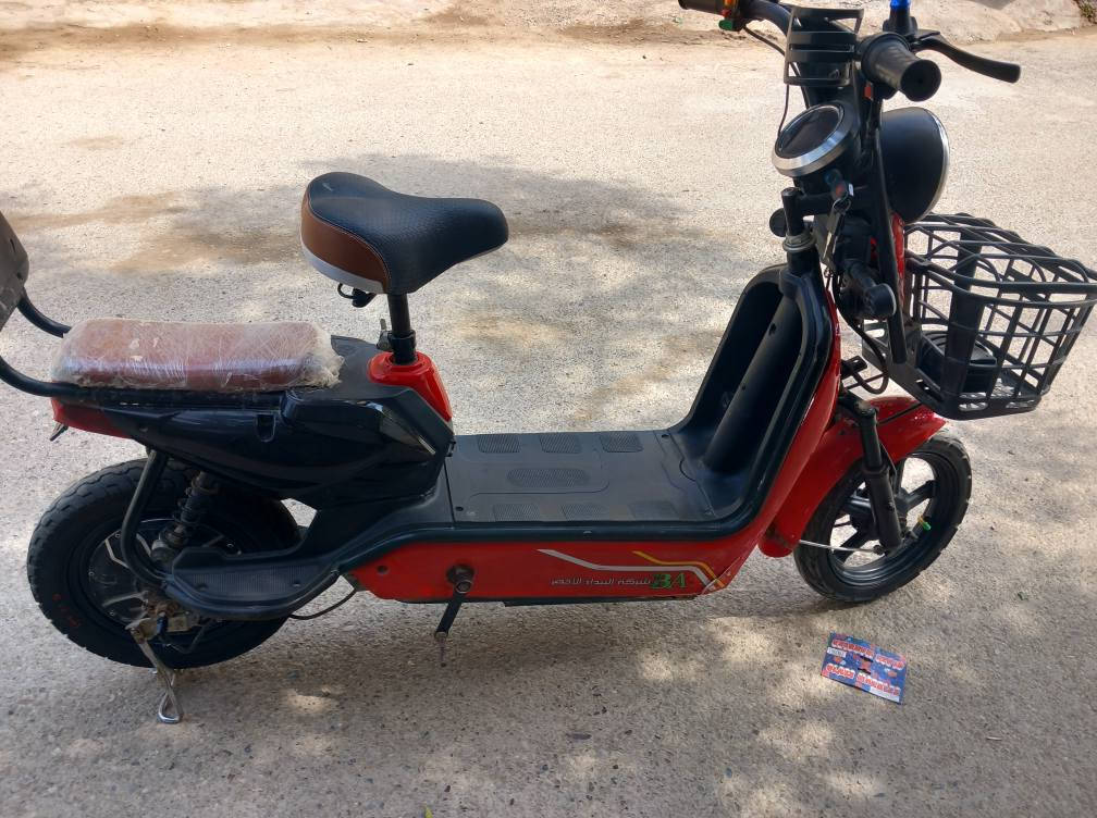 دراجه شحن نظيفه بطاريات اخو جديد دراجة تاخذها علا فحص سعر ١٢٥ بعقوبه مجسر المفرق  *********** بعقوبة, ديالى
