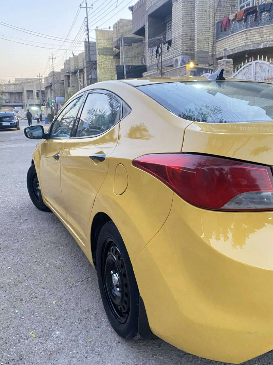 السلام عليكم النترا موديل 2013 وارد امريكي كير ATMحادثها مرفق بل منشور السياره كلين بدون حادث السياره جديده و جاهزه 🌏
مواصفات💳 
تحكم ستيرن جيهتين 🏢
مانع نزلاغ🪬 
ثلاث انضمه قياده 
محرك 1800 دوش لا تبخير و لا تنقيص 🛻
رقم بغداد بسمي مصفره هيه و غرامات سنويه جديده هزه جديده
السياره كير مكينه صدر امامي خلفي تخم تاير جديد تبريد ثلج السياره جاهزه من كل النواحي ماناقصها شي بل عافيه على الياخذها مكان السياره بغداد رقم الهاتف ***********
