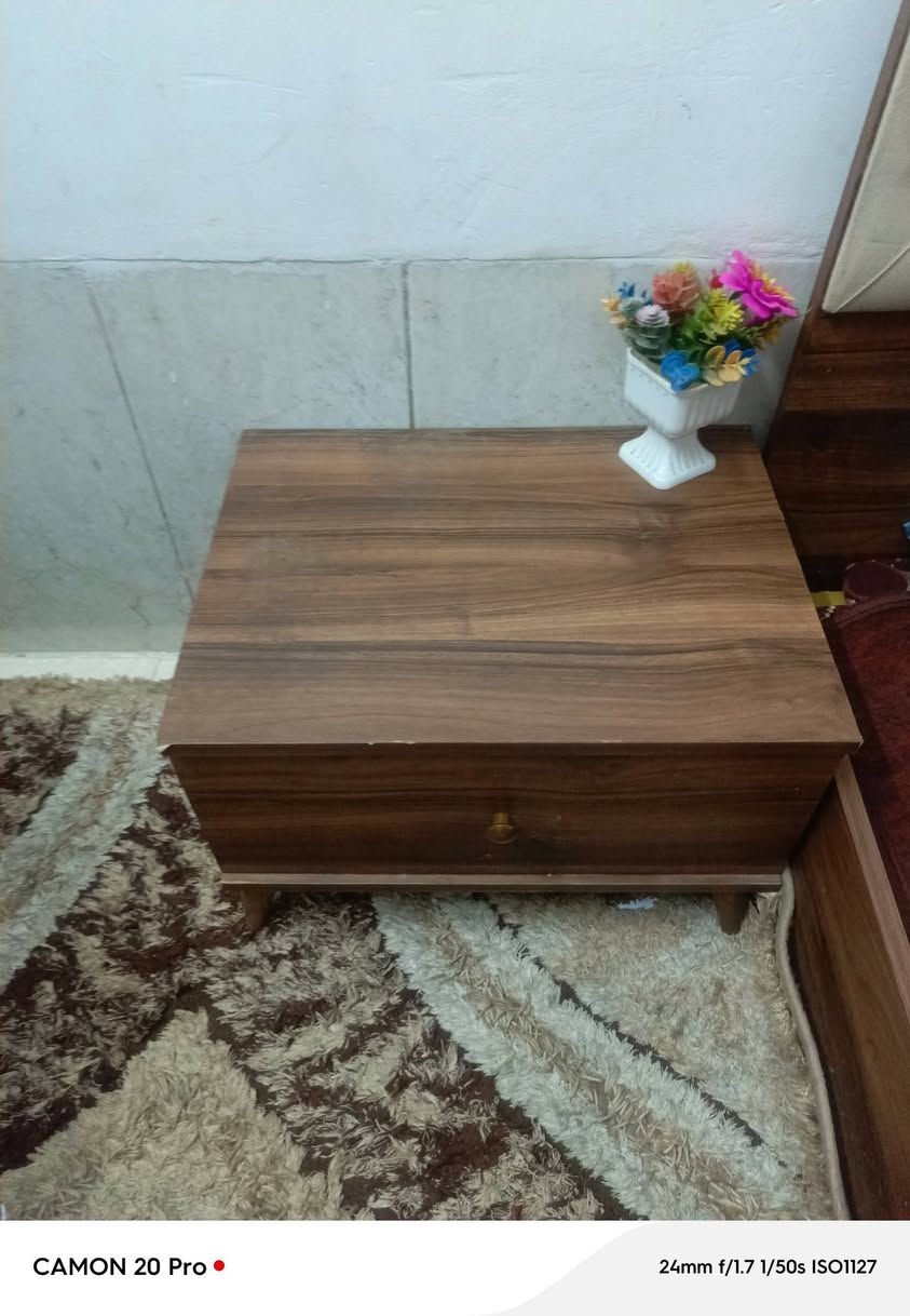 سلام عليكم غرفه للبيع 150 وبيها مجال مستعجل عله بيعته مكان هفلان فرع صيدليه حنان ***********بي وتساب
