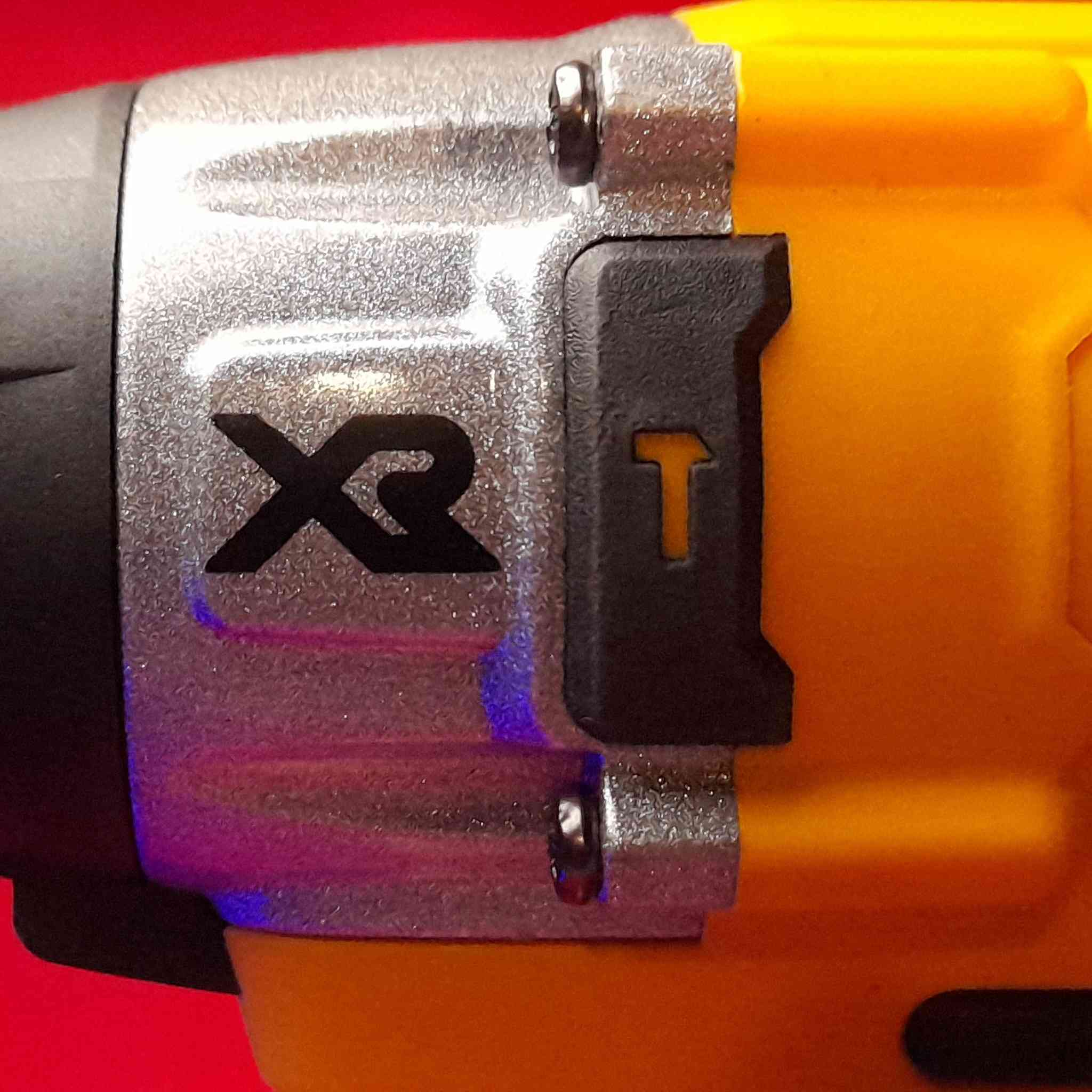 تحفة فنية بهذا الشكل برشلز  الي يفيده فارغ او كامل متوفر


**إذا كنت صاحب هذا الإعلان وتريد حذفه لأي سبب، رجاءا أرسل رسالة إلى الدعم الفني**