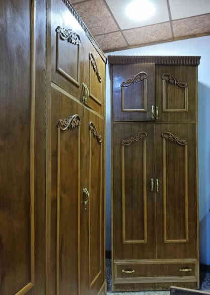 غرفة نوم للبيع خشب عراقي ثقيل 5 قطع قنصور5 أبواب مع ملحق+زاويه +ميز تواليت+تخت+ كومدينة عدد2  السعر ب((550))ألف  العنوان . موصل الأيمن
***********
***********
