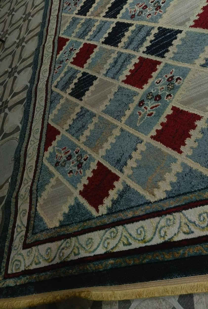 السلام عليكم 
للبيع زوليتين +ليانتة
قياس الزولية الوحده 4×3
والثانيه كذلك 4×3
وقياس الزلة مالتها 4امتار
جدد ونضيفات 
سعرهن كلهن 270 وبي مجال للشراي 
الشراي يتفضل خاص 
العنوان الرميثة


**إذا كنت صاحب هذا الإعلان وتريد حذفه لأي سبب، رجاءا أرسل رسالة إلى الدعم الفني**