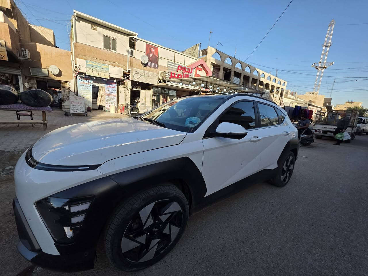 السلام عليكم للبيع هونداي كونا 2024 اميكي ماشيه ٤٧ الف حادث باب جاملغ ايمن جديده السياره  فول مواصفات مكينه 2000 دوش تنفس طبيعي المرغوب فتحه بصمه كرسي كهرباء قطعتين تبريد حساس امامي خلفي كامره شاشه كبيره تشغيل
 السياره بسمي عن بعد  للاستفسار ***********
قيم بل يرضي بي الله
